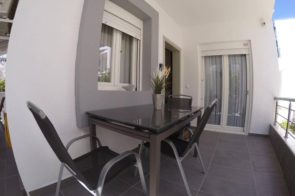 Polychrono New 2 Bedroom Apt. Just By The Sea! Экстерьер фото